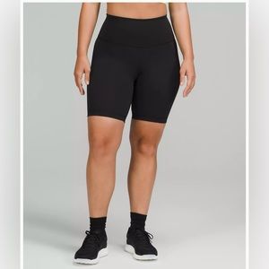 Lululemon Wunder Train HR Short 8”